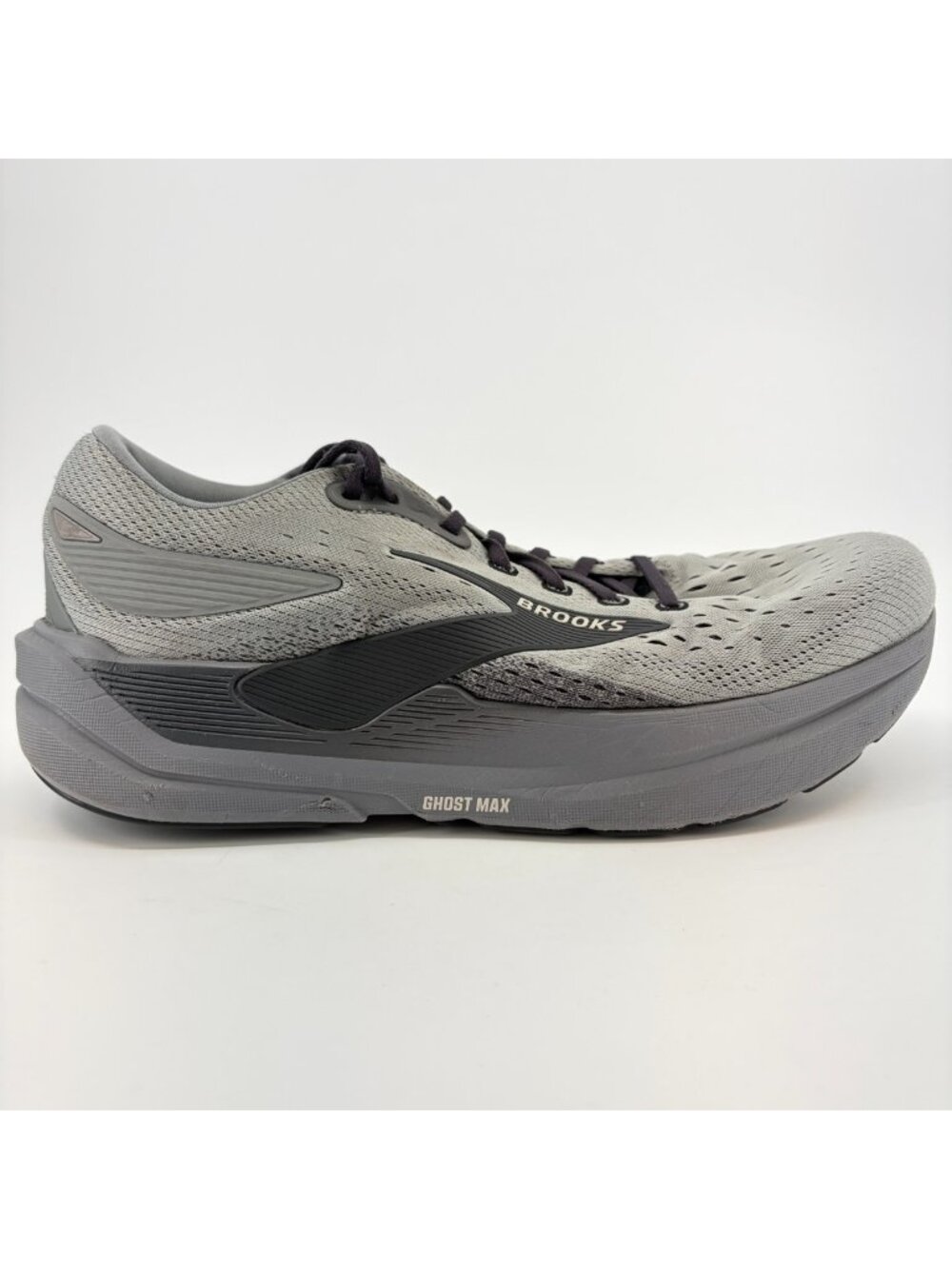 Brooks Ghost Max 3 Mens Size 11.5 Gray Athletic Running Walking Shoes Sneakers